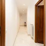 Albi House 아파트 *